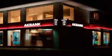 Akbank__AKBNK__hisse_hedef_fiyat_2025__Tam_9_farkl_1738322145