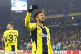 Dusan_Tadic_ten__takm_oyunu__vurgusu_1739482032