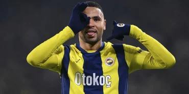 Fenerbahce_nin_golcusu_En-Nesyri_formunun_zirvesin_1739481852