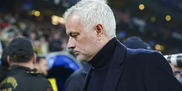 Jose_Mourinho_genc_yldz_adayna_ovguler_yagdrd___On_1739482212